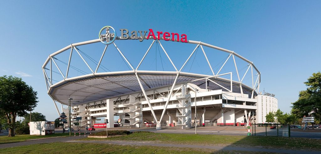 Toàn cảnh BayArena sân nhà Bayer Leverkusen