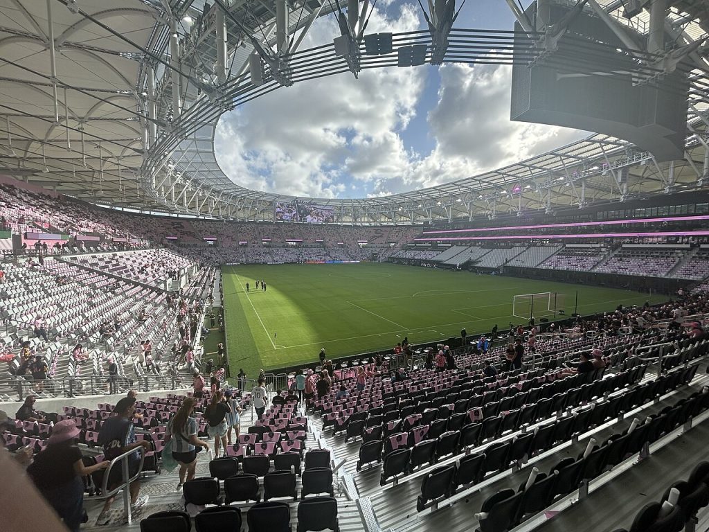 Khán đài sân vận động bóng đá tại Mỹ trong mùa MLS 2026