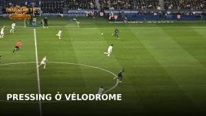 Cầu thủ PSG và Marseille trong trận Ligue 1